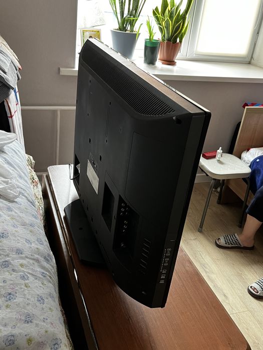 Телевизор JVC в отличном состоянии