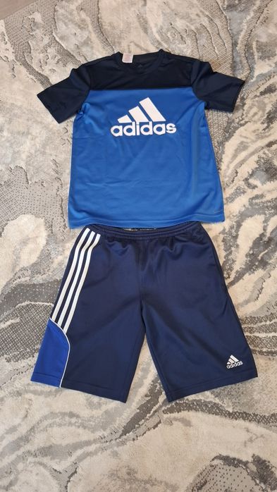 Compleu fotbal 10-13ani