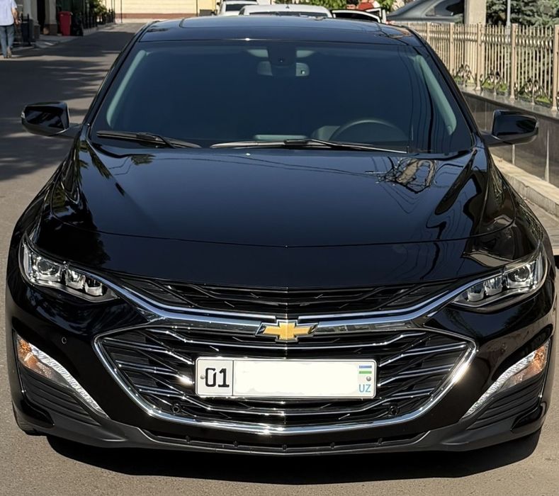 Malibu premier 2020 SROCHNA Sotiladi!!