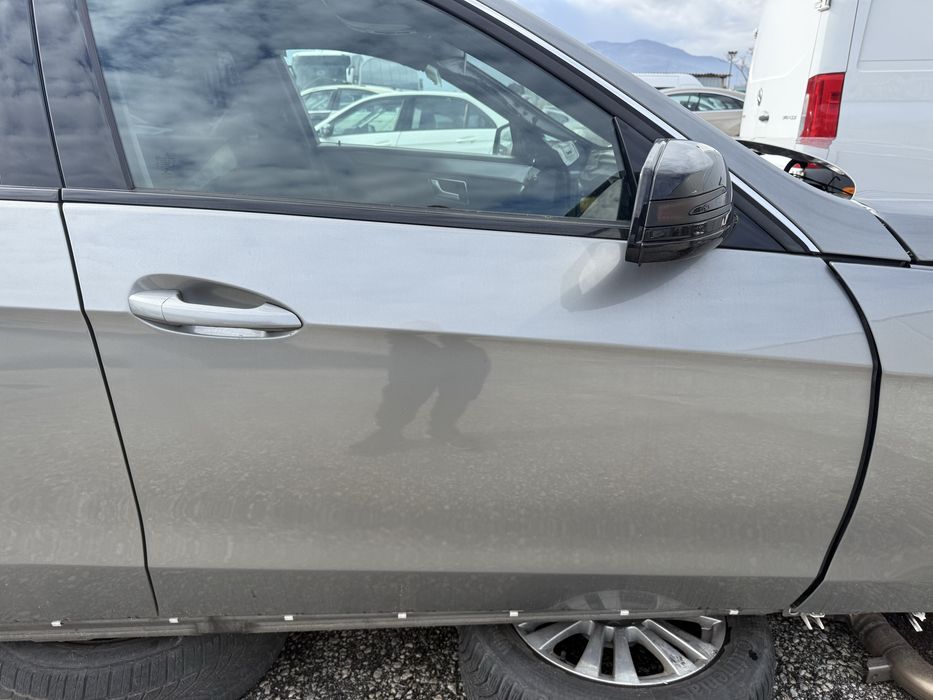 Врати Мерцедес w212 код на боята 792