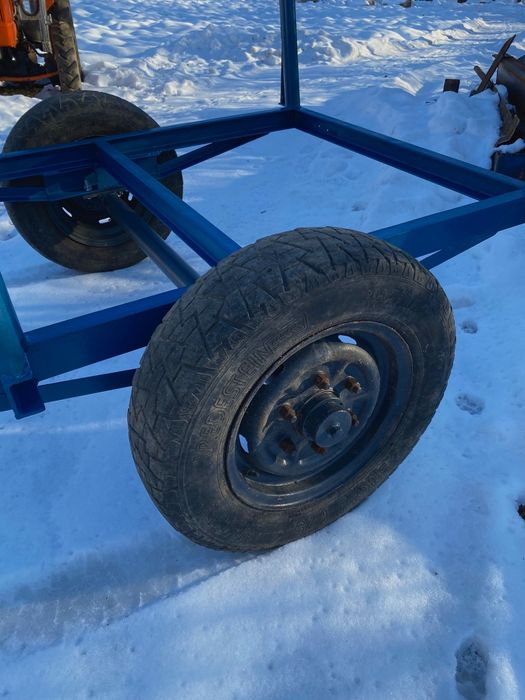 Remorcă forestieră pentru tractor