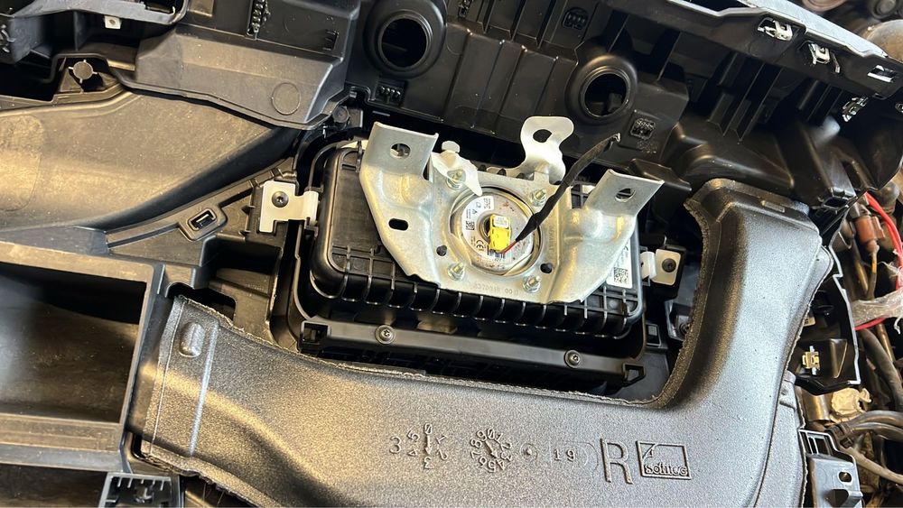 Табло арматурно с бег Renault Clio V 2021 Рено Клио 5 леки драскотини