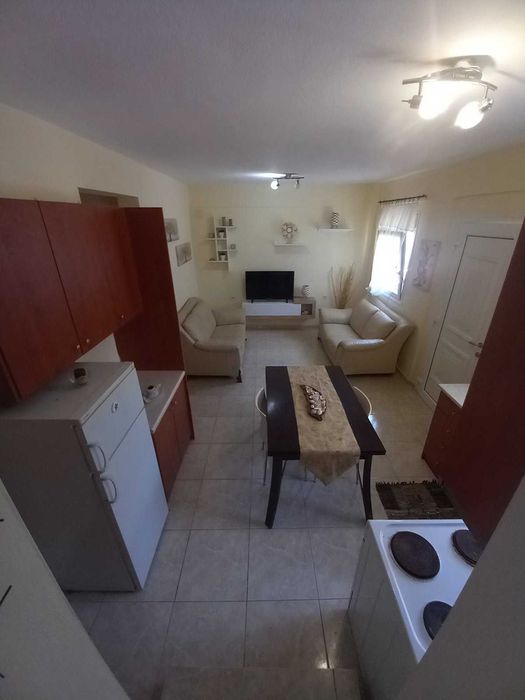 ПРОДАВА Самостоятелна къща - мезонет в Паралия Каряни, Кавала