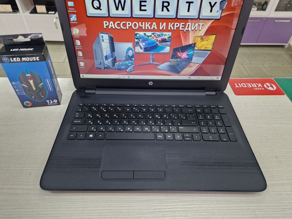 HP (4 ядра, 512 Gb SSD, 8 Gb ОЗУ)