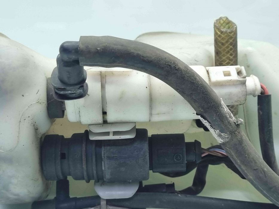 Vas lichid parbriz Mercedes Clasa E (W211) [Fabr 2002-2009] 211860386
