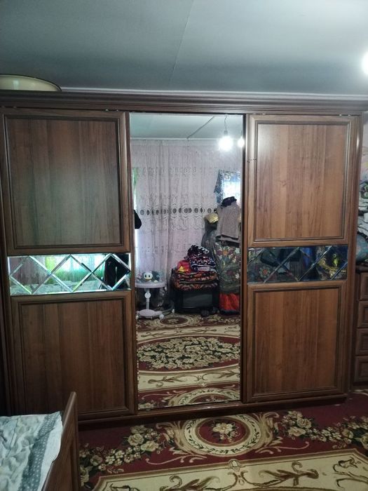 Spalni mebel sotiladi