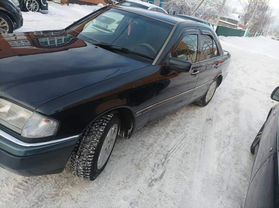 Продам мерседес в хорошем состоянии