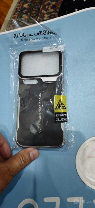 xiaomi 17pro chexol s zashitnim ekranom