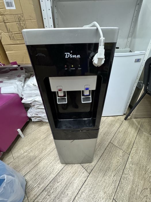 Диспенсор для воды