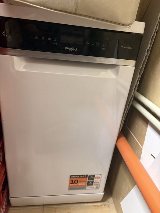 Съдомиялна Whirlpool 6th Sense PowerClean