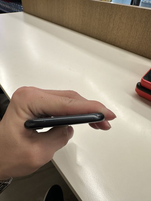 Iphone SE 2 (2020) Black Edition ,128gb