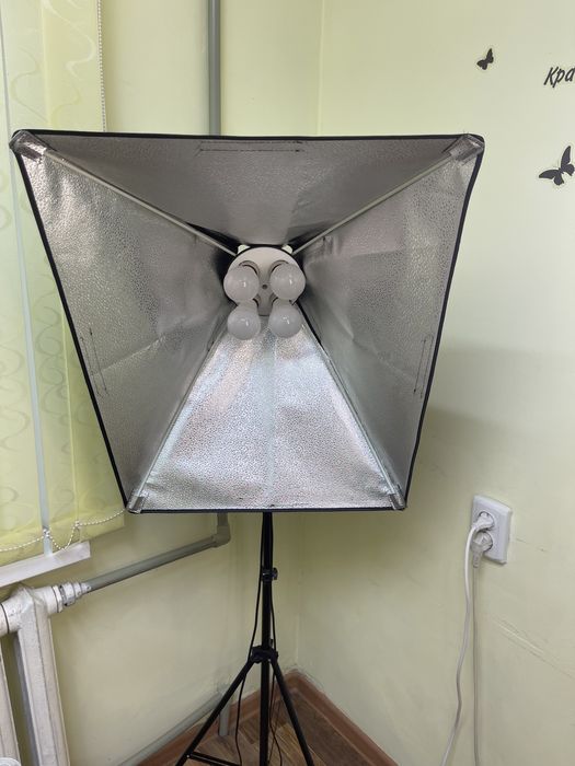 Продам лампу (софт бокс).