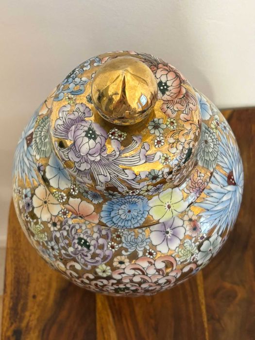 Vază Royal Satsuma din porțelan