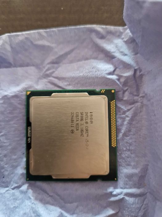 Procesor i5 nou .