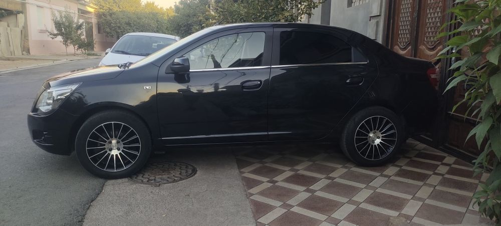 Chevralet Coblt 2014 A/T Qora