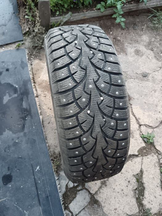 Продам зимние шины на 16