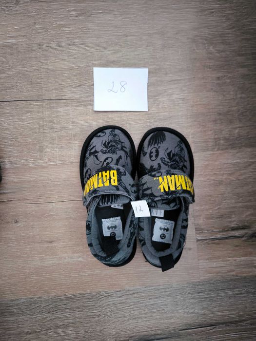 Обувки детски маратонки кожени Боти пантофи сандали момче Батман Блуи