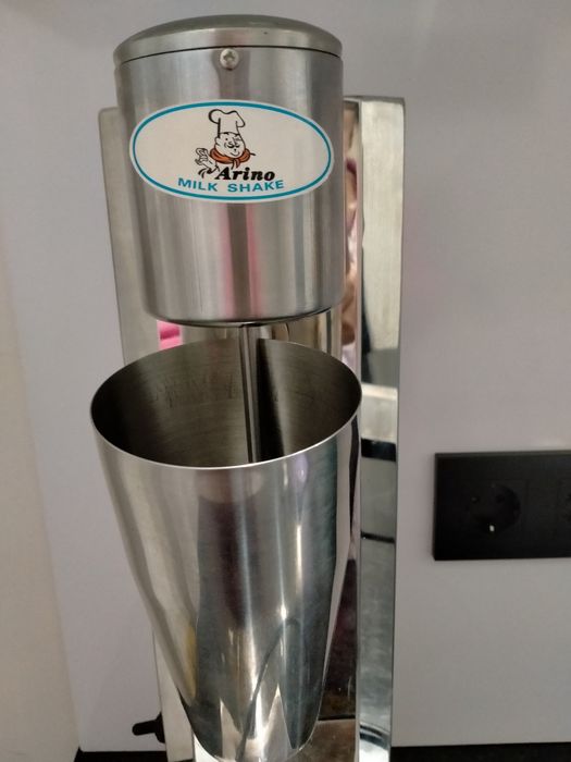 Шейкер для приготовления коктейлей