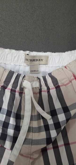 Pantaloni scurti pentru baie Burberry,originali,unisex,marimea 12 luni(80 cm),stare foarte buna