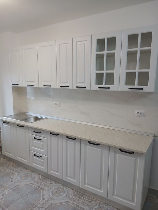 Montez mobila,ofer servicii de calitate.