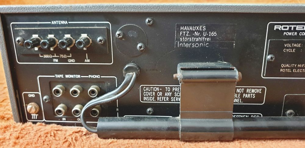 Rotel RX-500 defect pentru piese sau restaurare