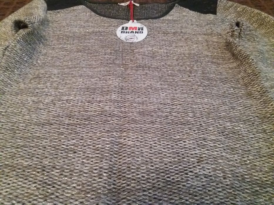 Vând mai multe pulovere damä