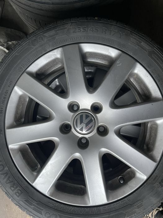 Vand jante Passat B6 cu anvelope de iarnă R16