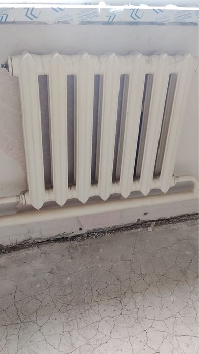 Продам чугунные батареи отопления