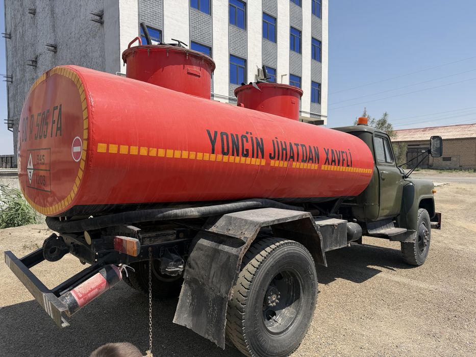 Benzavoz Gaz 53 avto sisterna