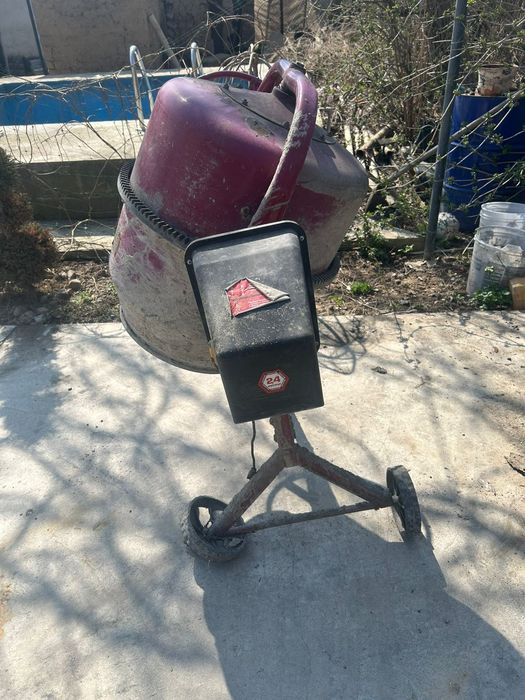 Продам бетономешалку