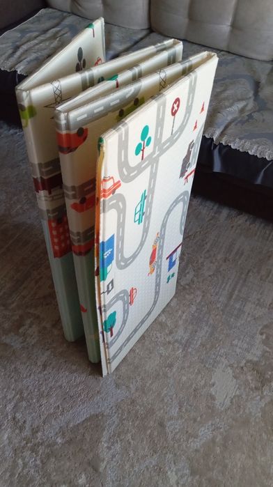Продам детский складной коврик