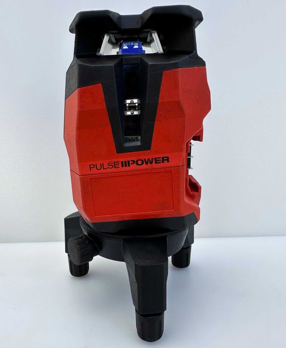 Hilti PM 40-MG - Мултилинеен лазер със зелен лъч!