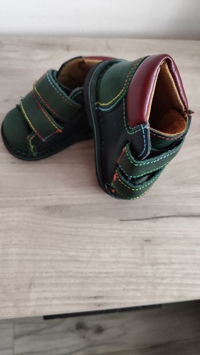 Pantofi din piele, mãrime 18