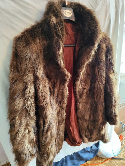 Луксозно палто от естествен косъм