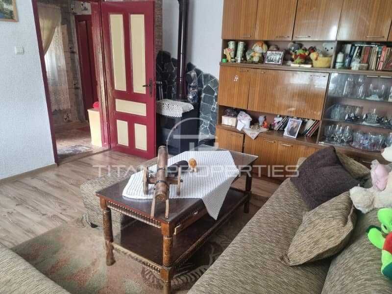 Продава се Къща в с. Брестовица, Област Пловдив - 140 кв.м за 586 €/кв.м - Снимка #2