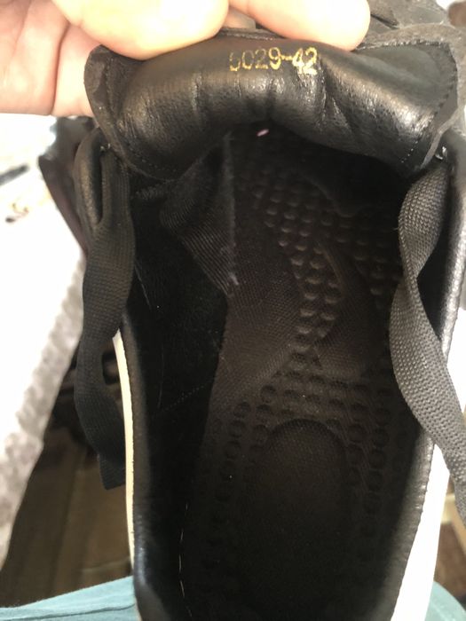 Мужские кроссовки размер 41