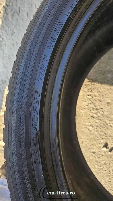 285/40 R22 • Iarna • Yokohama BluEarth Winter V906 110W | 2 buc | DOT 2023 | Pret/buc