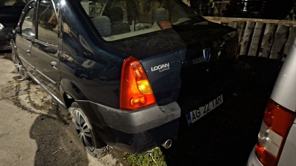 Vand dacia logan!