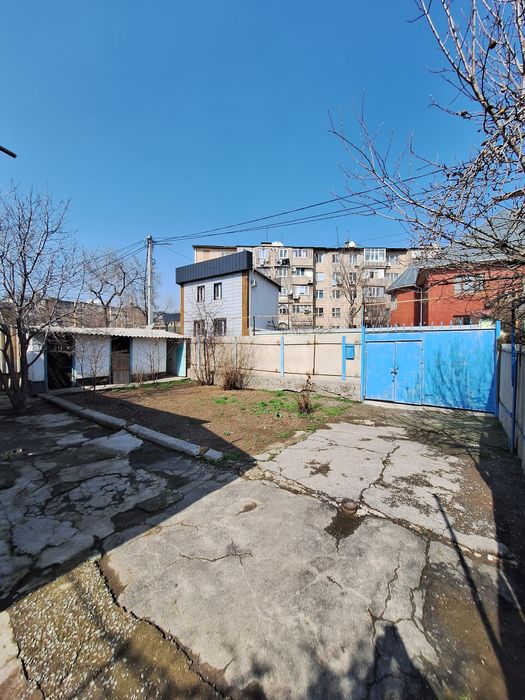 Продаётся дом в 11мкр