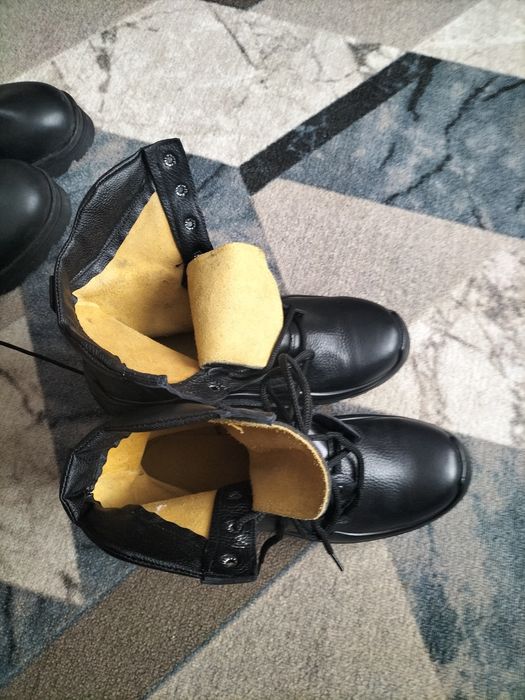 Продам обувь мужские берцы