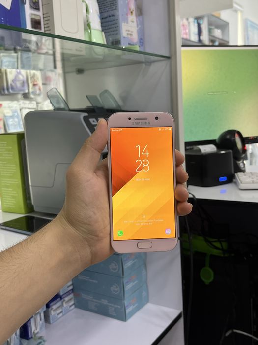 Samsung A5 2017 sotiladi