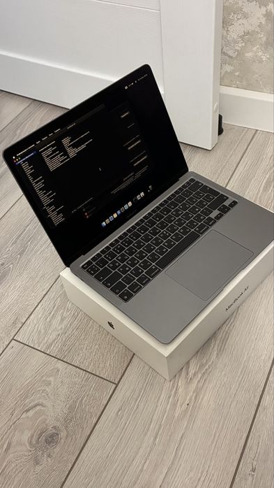 Macbook Air M1 2020