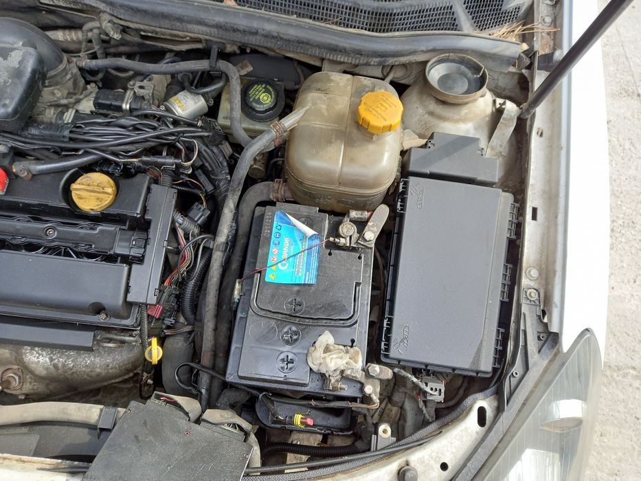 Dezmembrari Opel ASTRA H (2004-2012) 1.6 Benzina