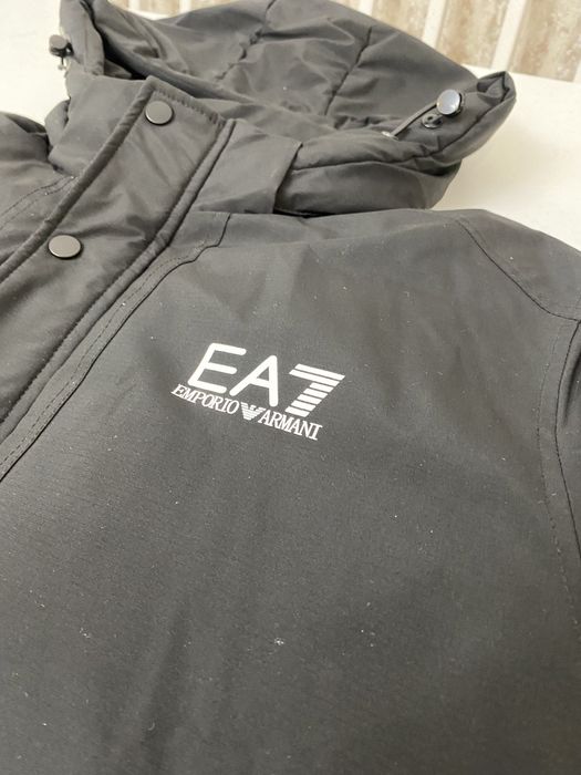 Куртка ЕА7 Emporio Armani