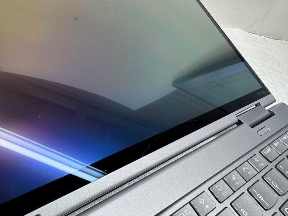 бизнес клас Lenovo Thinkpad X1 Yoga Gen7 14" touch i7-1260P 32GB 1020GB клас А с Гаранция