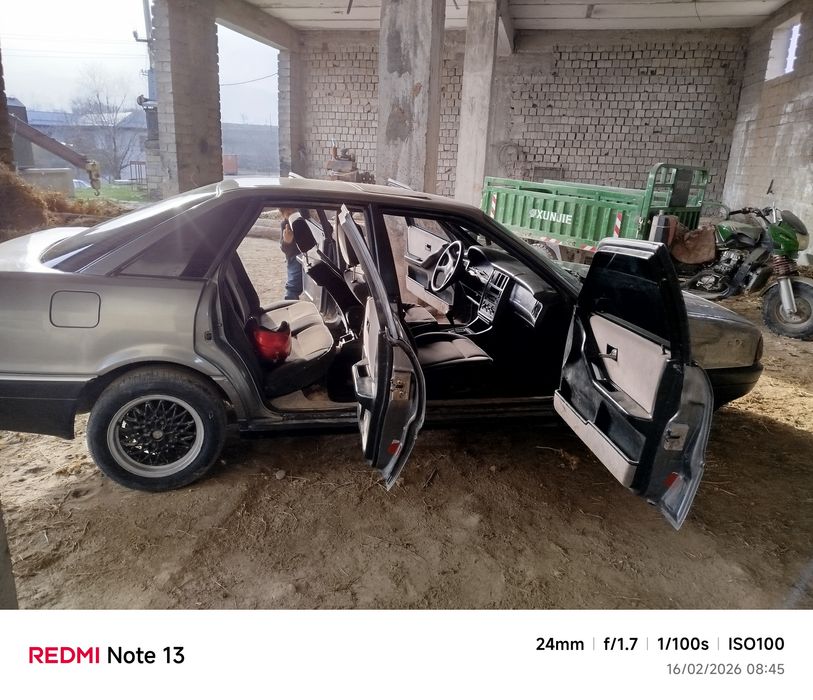 Audi 80 b3 sotiladi 1990 avtomatik uzatma