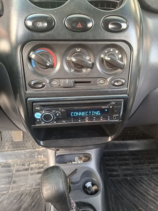 Pioneer 5250 BT sotiladi