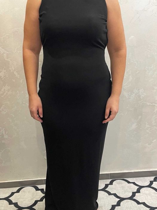 Официална рокля с гол гръб