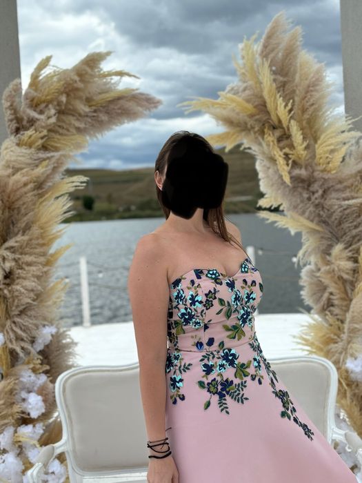 Rochie midi roz pal