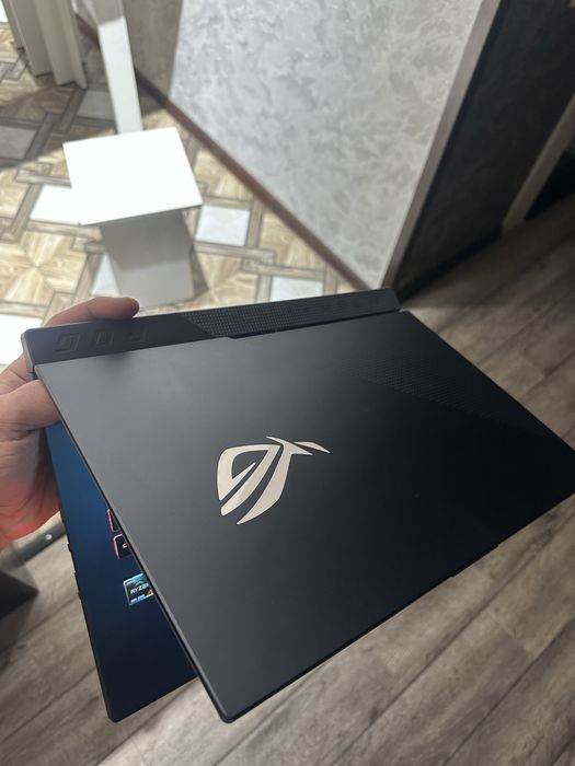 Ноутбук ASUS ROG Strix G15